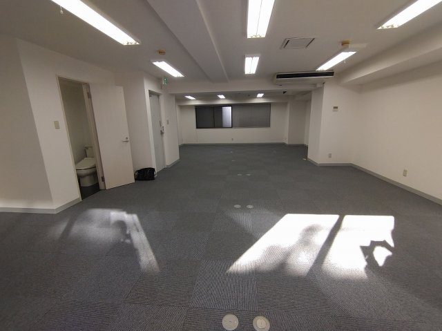 台東区上野５丁目の事務所の内装