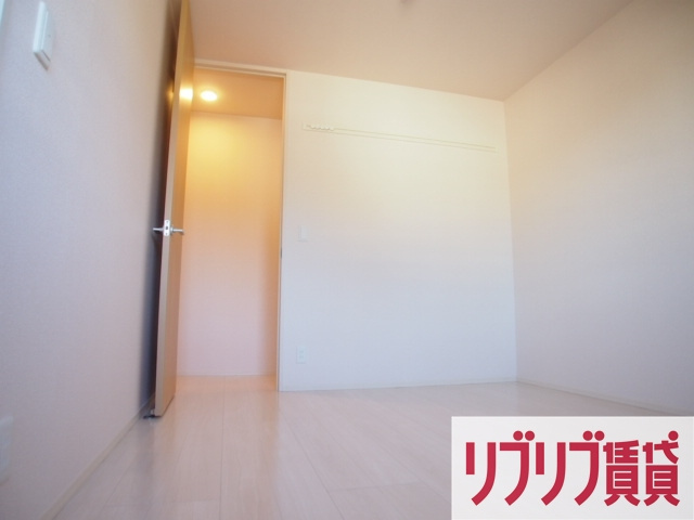 ファーストハイムの洋室