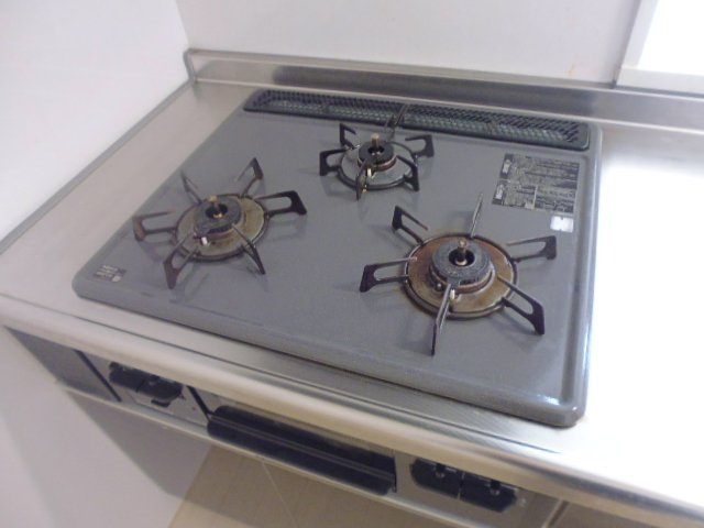 倉敷市東塚２丁目のアパートのキッチン