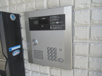 【ロビー】 | オートロック付きです
