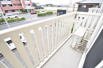 【バルコニー】 | メゾンエトワール観音寺