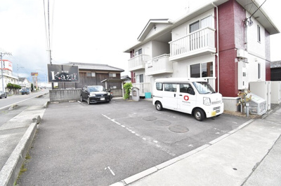 【駐車場】 | メゾンエトワール観音寺