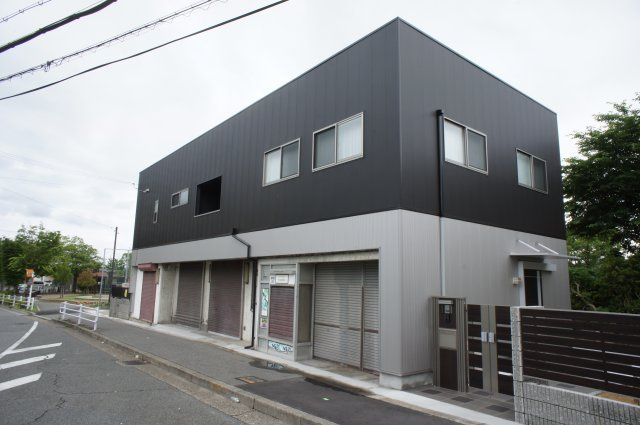 高津橋店舗の外観