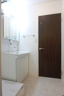 【洗面所】 | ル・クラージュ