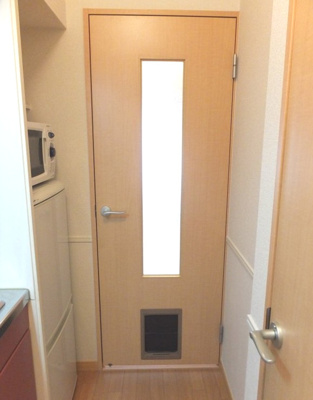 【設備】 | ＳＡＫＵＲＡⅡ | ペット出入口付きドア