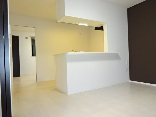 アメニティハイツ寺家の居間・リビング