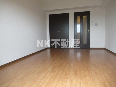 【居間・リビング】 | プロミネンス（荒本賃貸） | 綺麗な洋室です