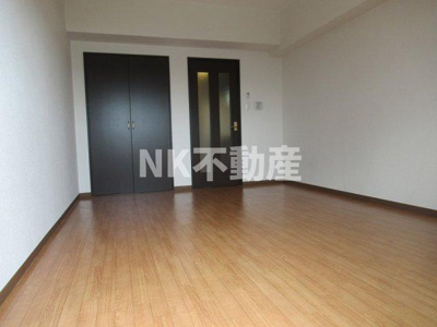 【居間・リビング】 | プロミネンス（荒本賃貸） | 広いお部屋です