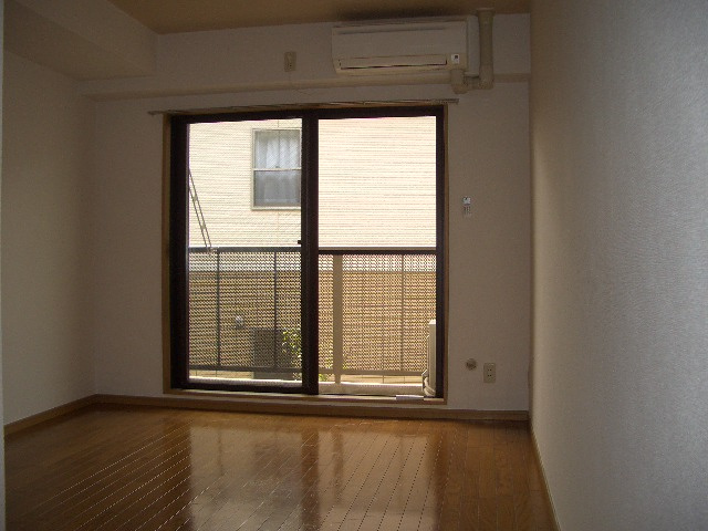 【洋室】 | チェリーテラス旭丘 | ※写真は以前のものです。最新のものは近日中に掲載いたします。