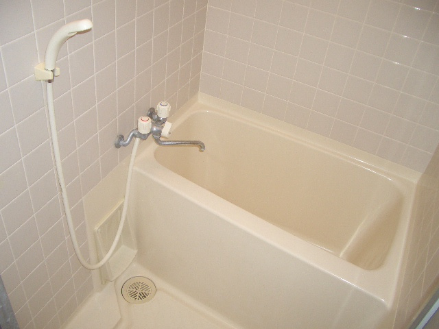 【浴室】 | チェリーテラス旭丘 | ※写真は以前のものです。最新のものは近日中に掲載いたします。