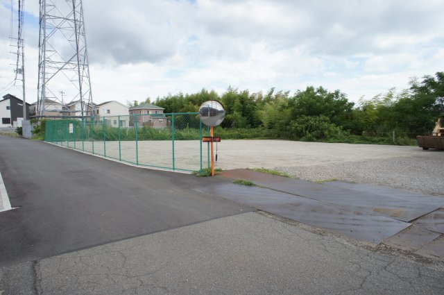 神戸市西区伊川谷町有瀬の事業用地の外観