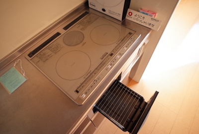 【設備】 | グランアヴァンティB棟 | グリル付き三口IHコンロ