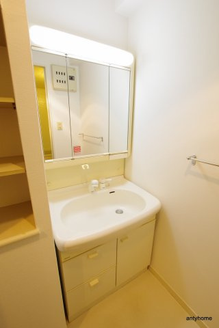 ライフ北梅田　仲介手数料無料の独立洗面台