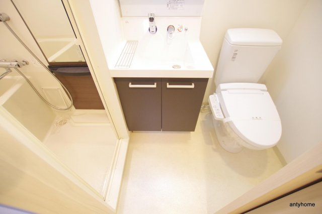 エステムコート梅田天神橋3アヴァンテ　仲介手数料無料の洗面所