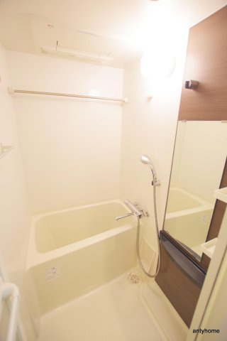 エステムコート梅田天神橋3アヴァンテ　仲介手数料無料の浴室