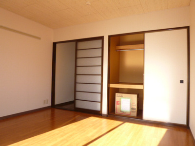 【寝室】 | サン・コート