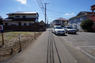 【前面道路含む現地写真】