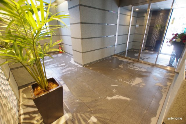 アーデンタワー福島ウエスト　仲介手数料無料のロビー