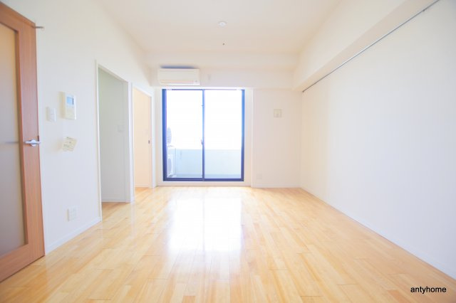 アーデンタワー福島ウエスト　仲介手数料無料の居間・リビング