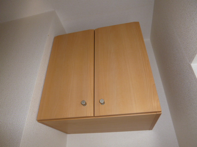 レーベン中畝ⅢＢの玄関|シューズボックス