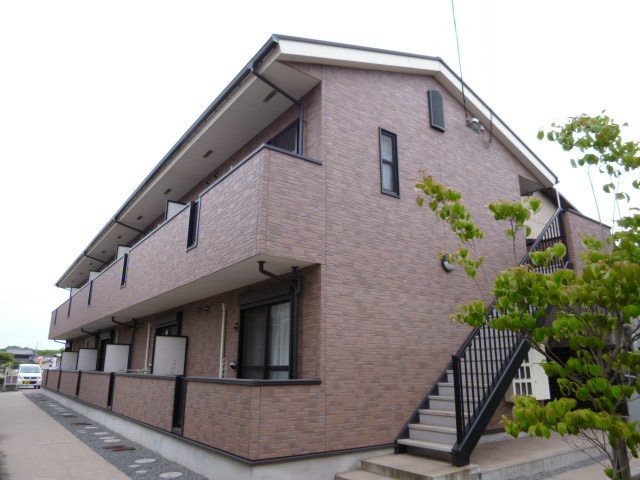 レーベン中畝ⅢＢの外観