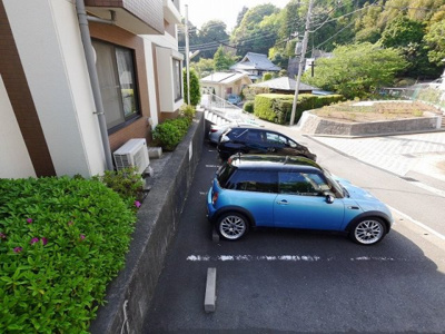 【駐車場】 | ウッドガーデン東戸塚 Ｂ棟