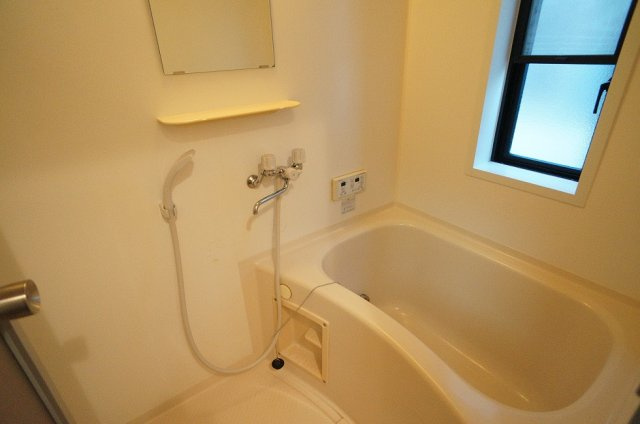 【浴室】 | メゾン・ラ・リヴィエール