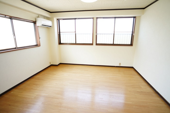 【洋室】 | 千石ビル | ゆったりした洋室です