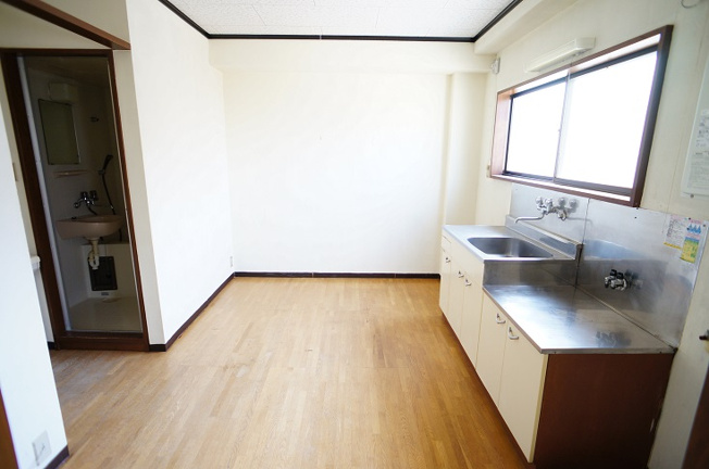 【その他】 | 千石ビル | キッチンスペース広いです