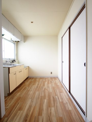 【居間・リビング】 | 山脇ハイツ