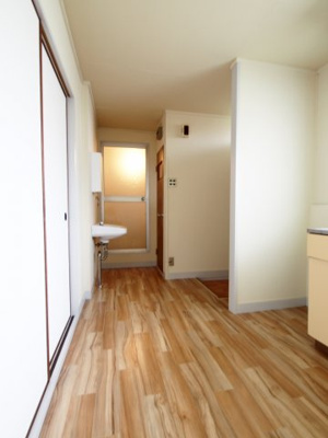 【居間・リビング】 | 山脇ハイツ