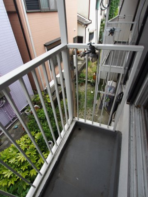 【設備】 | 山脇ハイツ | 室外洗濯機置場