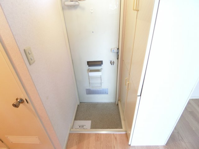 パインリーフ泉ヶ丘の玄関