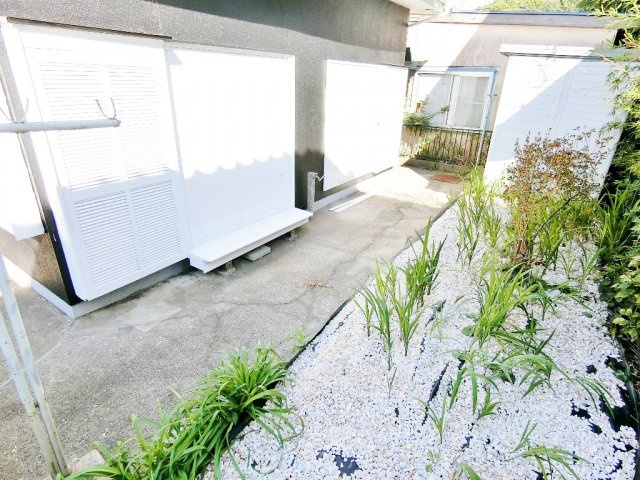 山武市木原貸家の庭