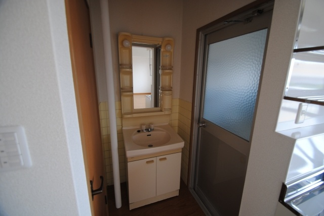 馬場ビルの洗面所|内装イメージ：同物件別室