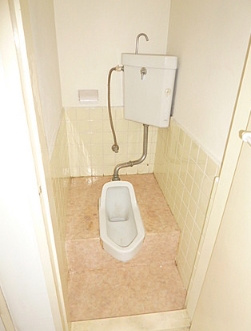 第1山下ビルのトイレ