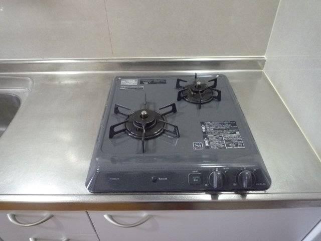 【キッチン】 | フローラルコートＢ棟 | 二口ガスコンロ