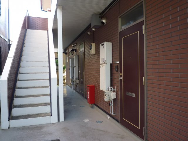 【その他共用部分】 | フローラルコートＢ棟 | 階段