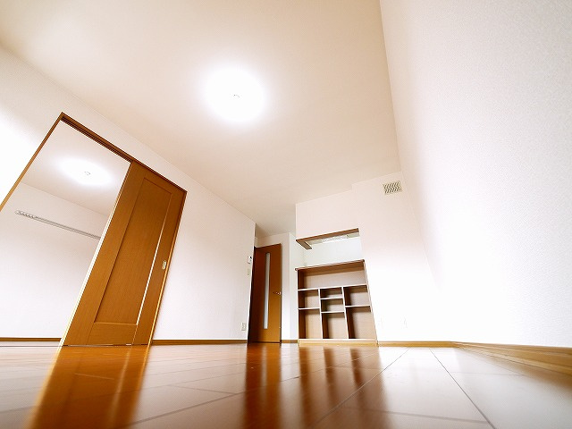 ルミエール南生駒　Ⅱの居間・リビング|おしゃれな居間です