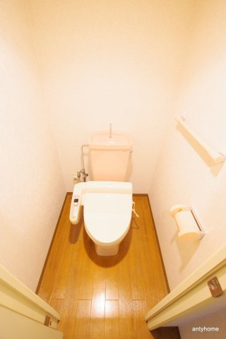 グランヴィ新大阪　仲介手数料無料のトイレ