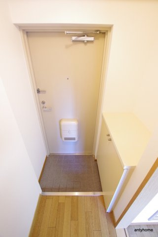 ノルデンハイム新大阪　仲介手数料無料の玄関