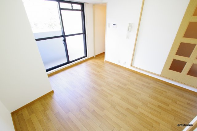 ノルデンハイム新大阪　仲介手数料無料の寝室