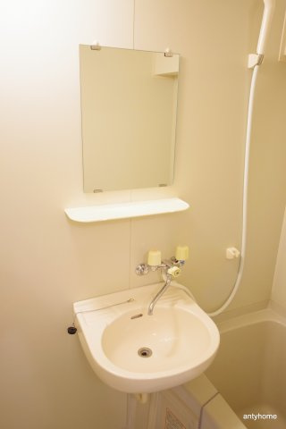 ノルデンハイム新大阪　仲介手数料無料の洗面所