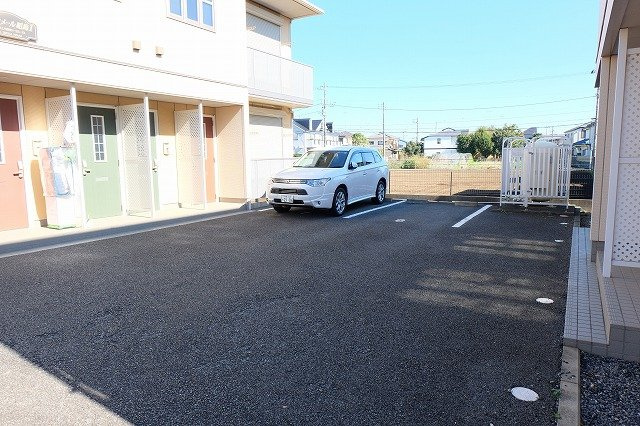 グランメール昭島Iの駐車場