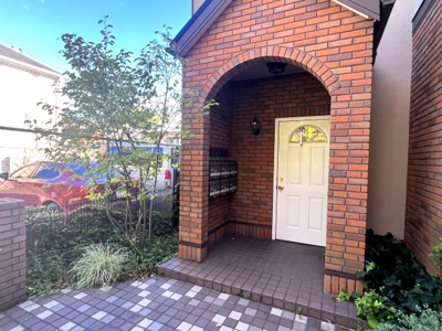 【エントランス】 | マンダレー御影