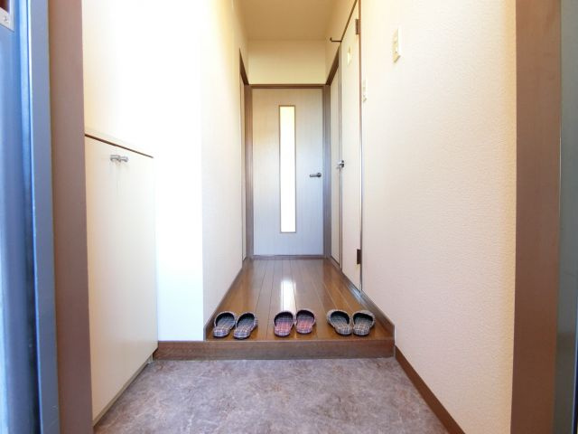 東尾マンションのエントランス