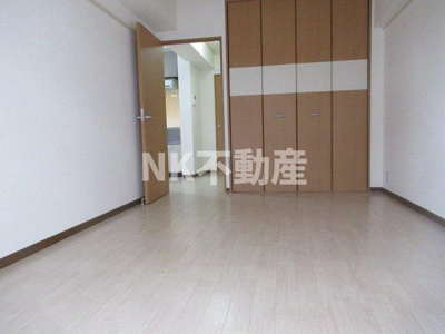 【寝室】 | エステマール弥刀（弥刀賃貸） | 落ち着いて過ごせるお部屋なので、寝室にいかがでしょうか