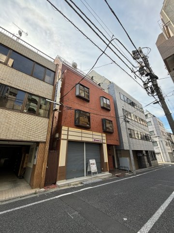 布施ビルの外観