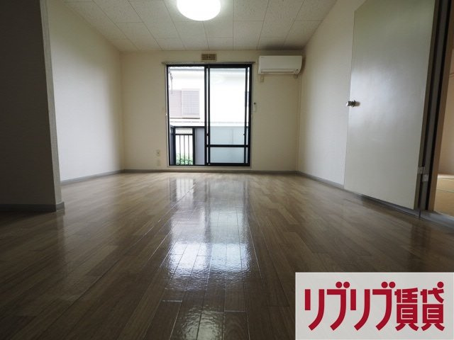 銀杏ハイツの居間・リビング