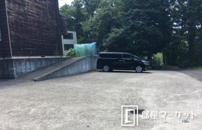 【駐車場】 | 豊田市御作町　工房付き貸家